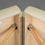 Sulankstomas medinis masažo stalas Panda Light Wood 70 Vinyl Flex K020, dramblio kaulo spalvos - Image 10