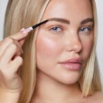 Fleeky Brow Set, antakių stilizavimo rinkinys, šviesiai rudos spalvos - Image 8